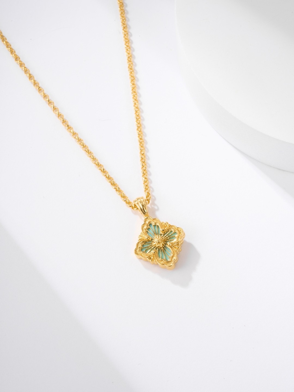 Buccellati Green Five-Flower Necklace